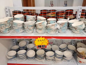 2元10元時尚百貨精品熱賣中，廠家直銷一件也批發